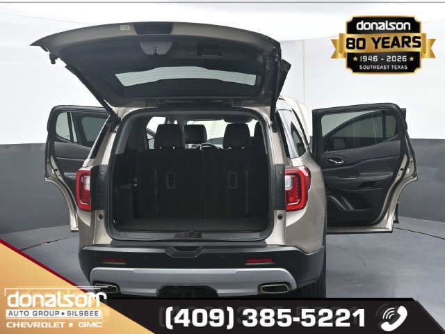 Used 2022 GMC Acadia SLT w/ Technology Package FWD image 26