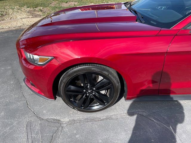 Used 2016 Ford Mustang Premium w/ Ecoboost Performance Package image 21