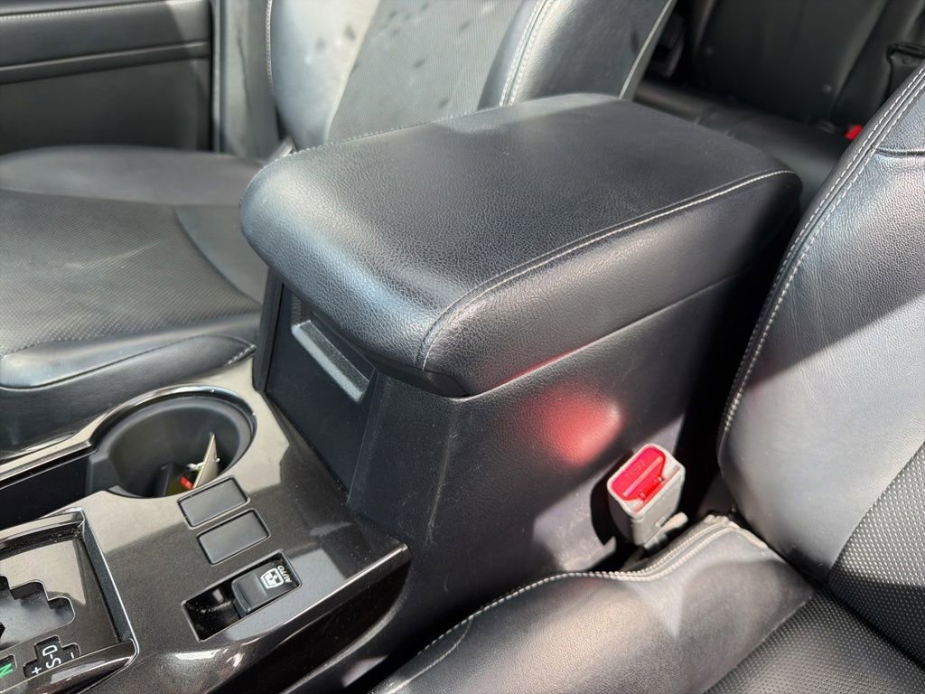 Used 2020 Toyota 4Runner Nightshade AWD/4WD image 21