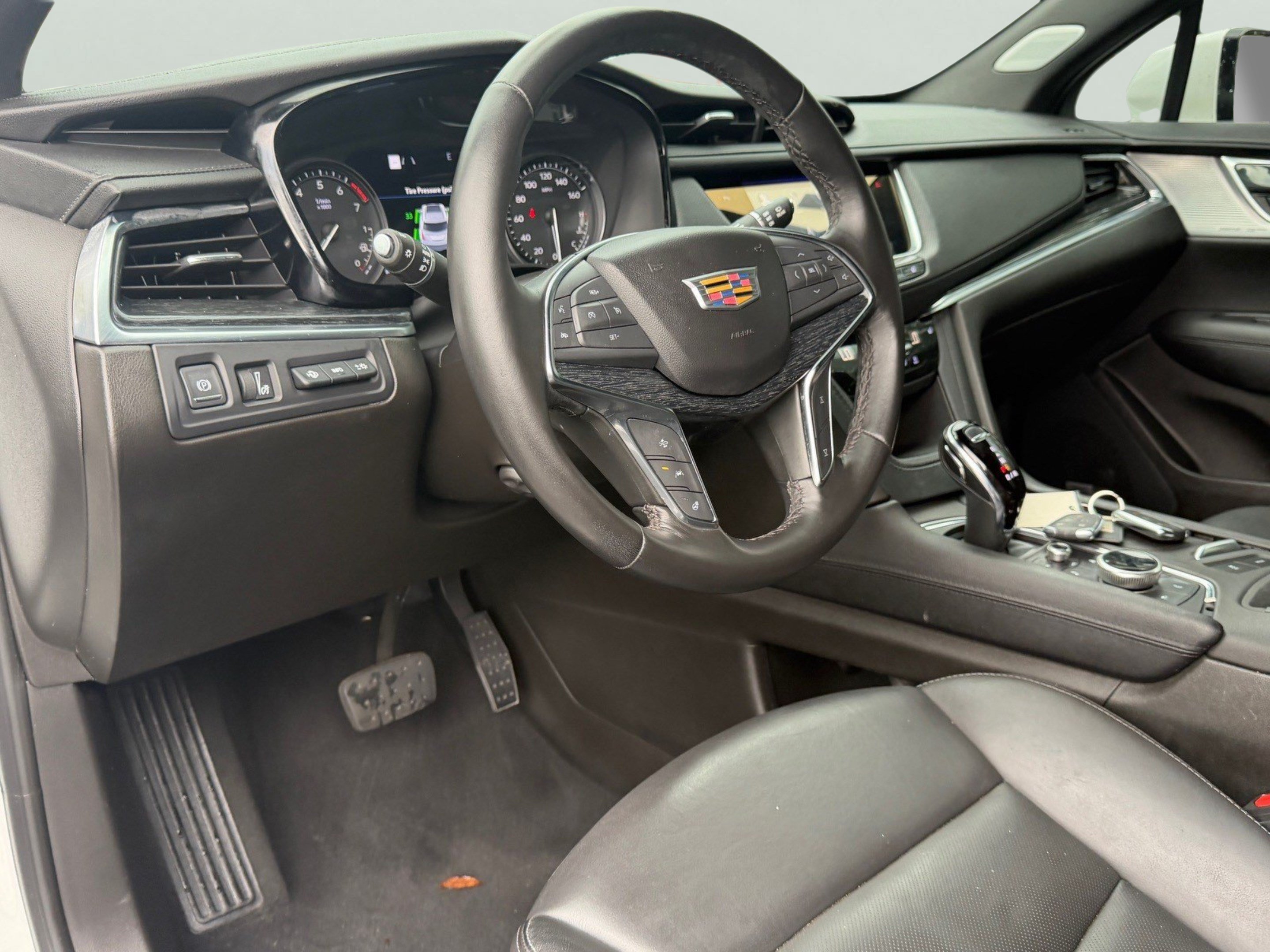 Used 2023 Cadillac XT5 Premium Luxury w/ Technology Package FWD image 24