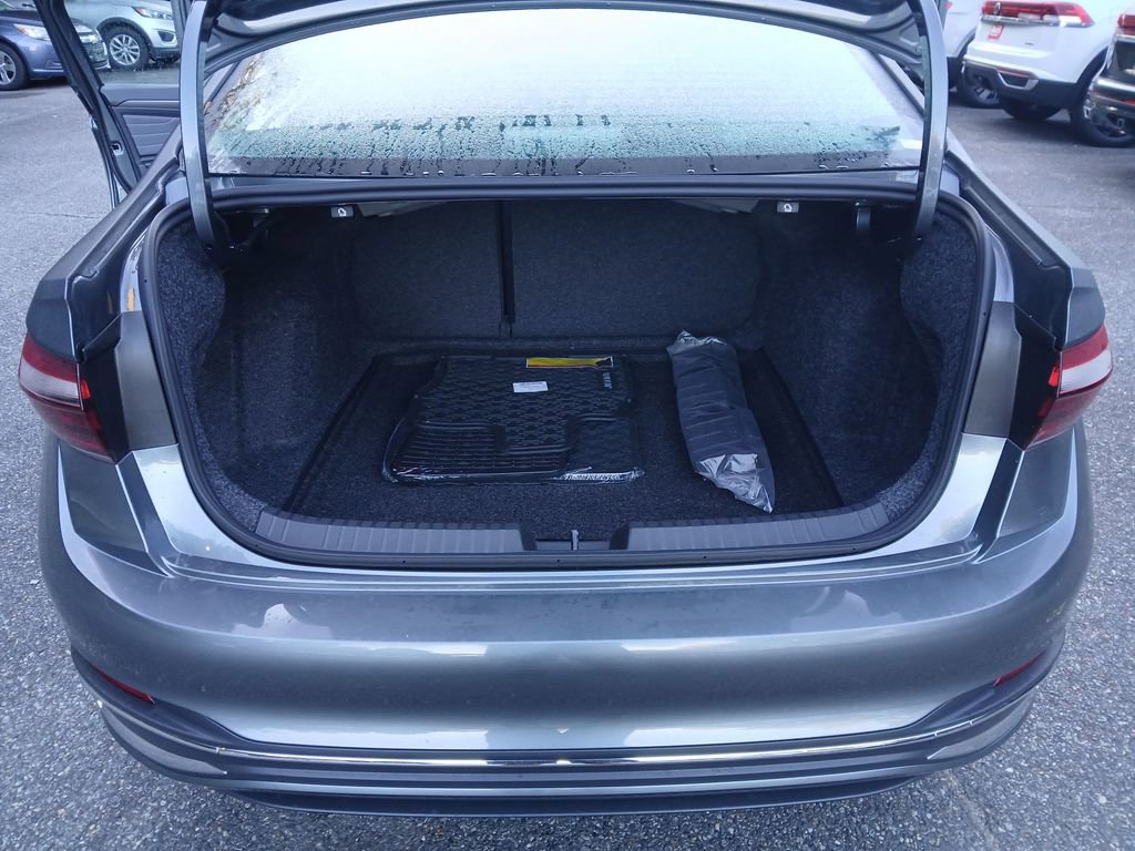 New 2026 Volkswagen Jetta SEL image 23