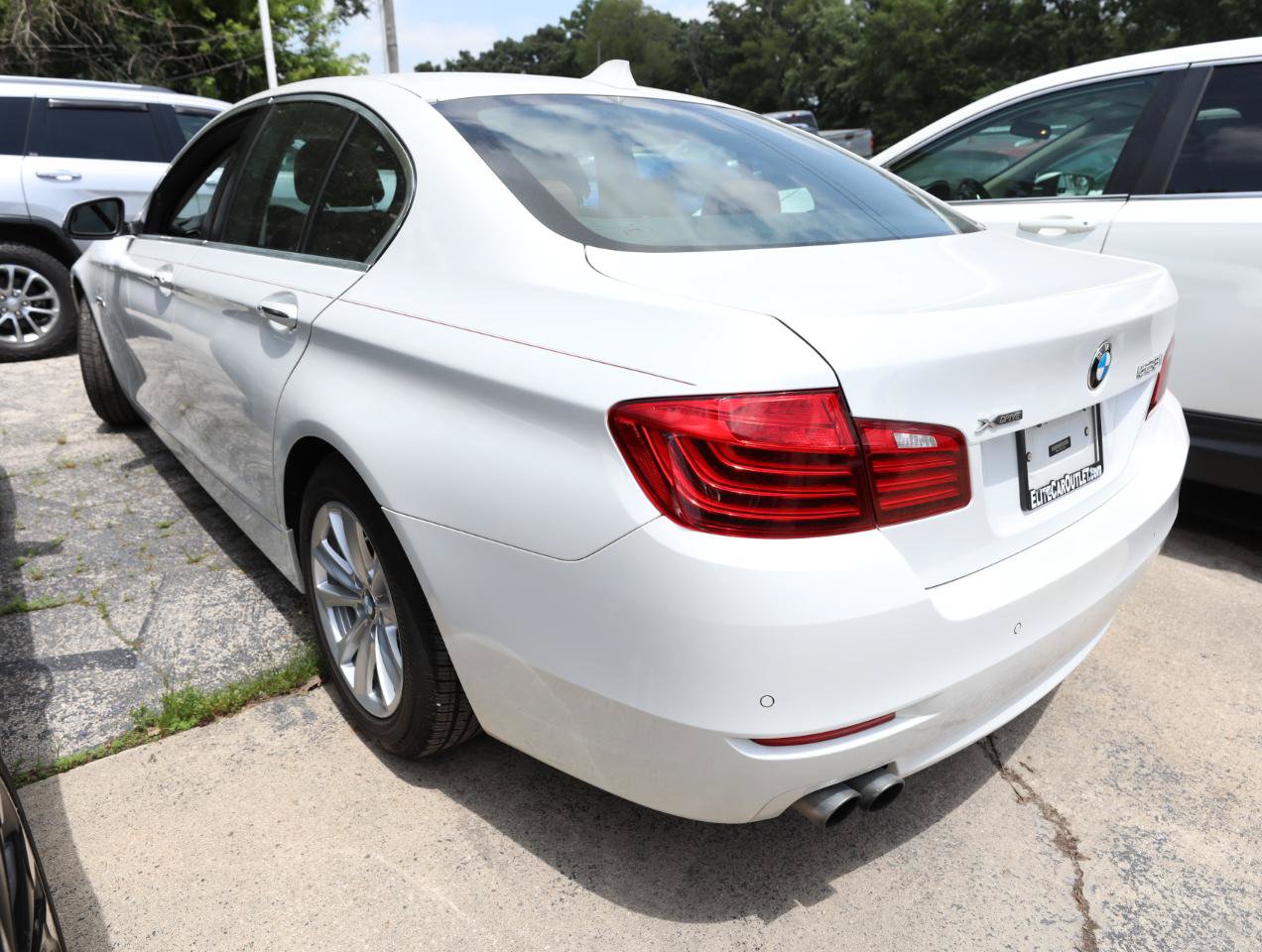 Used 2016 BMW 528i xDrive Sedan AWD/4WD image 8