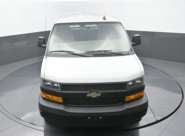 Used 2020 Chevrolet Express 2500 w/ Driver Convenience Package image 14
