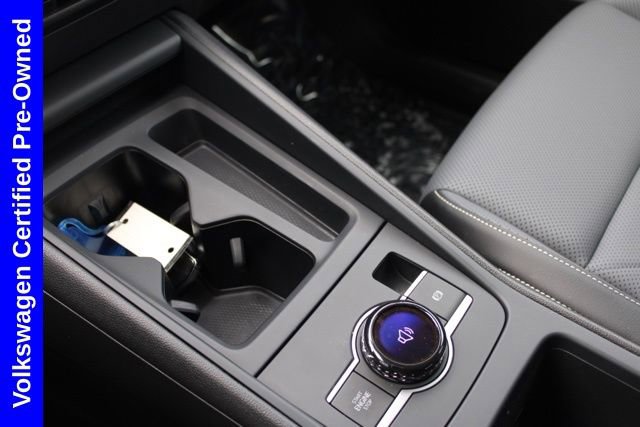Used 2025 Volkswagen Tiguan SE image 36