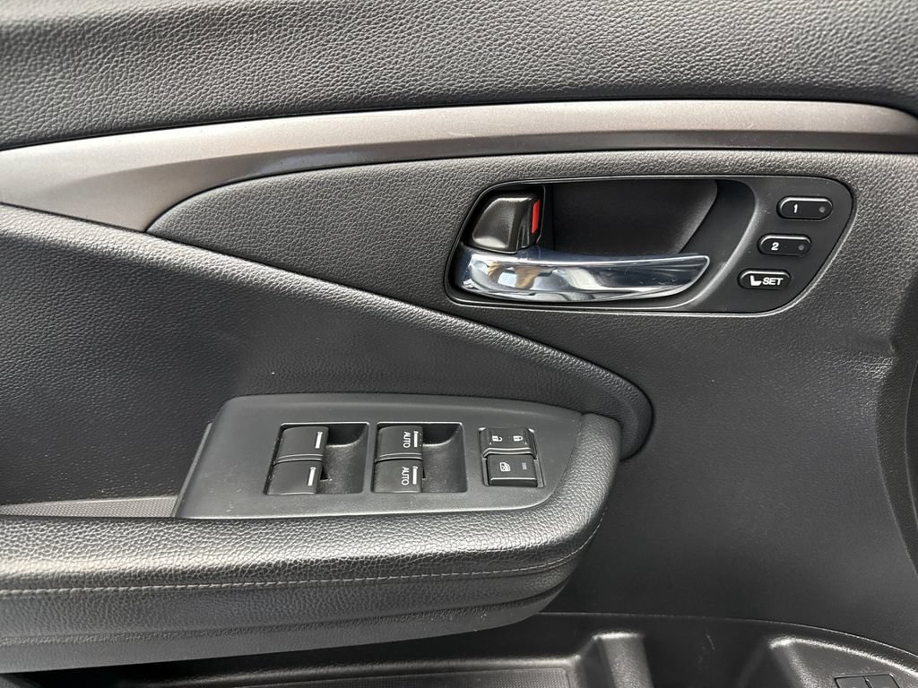 Used 2021 Honda Passport EX-L image 10