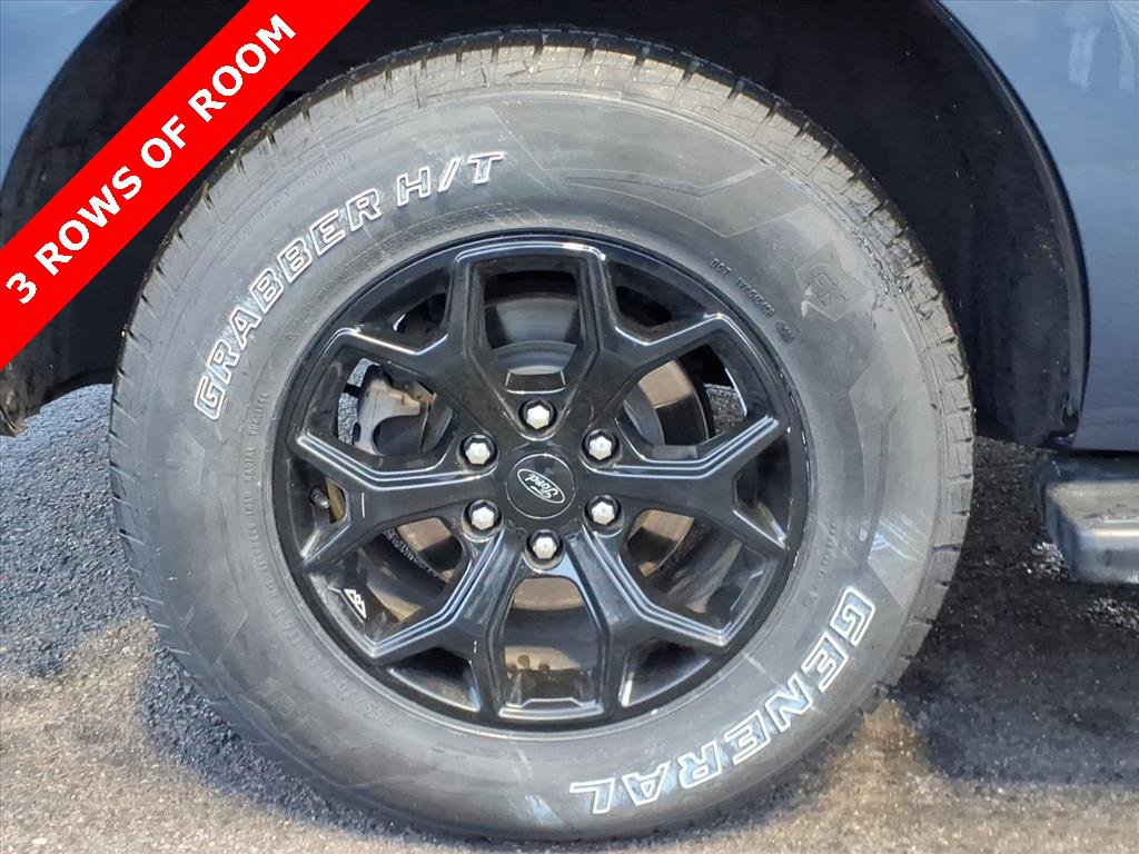 Used 2022 Ford Expedition Timberline image 5