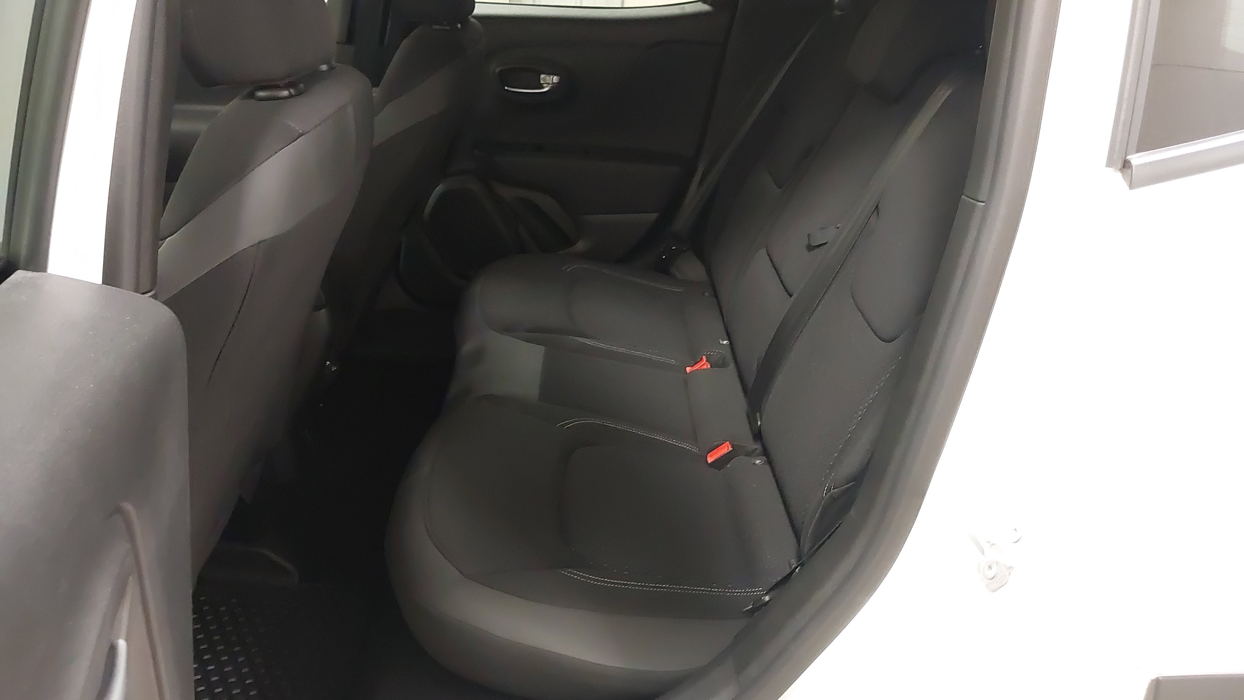 Used 2022 Jeep Renegade Altitude w/ Convenience Group AWD/4WD image 38
