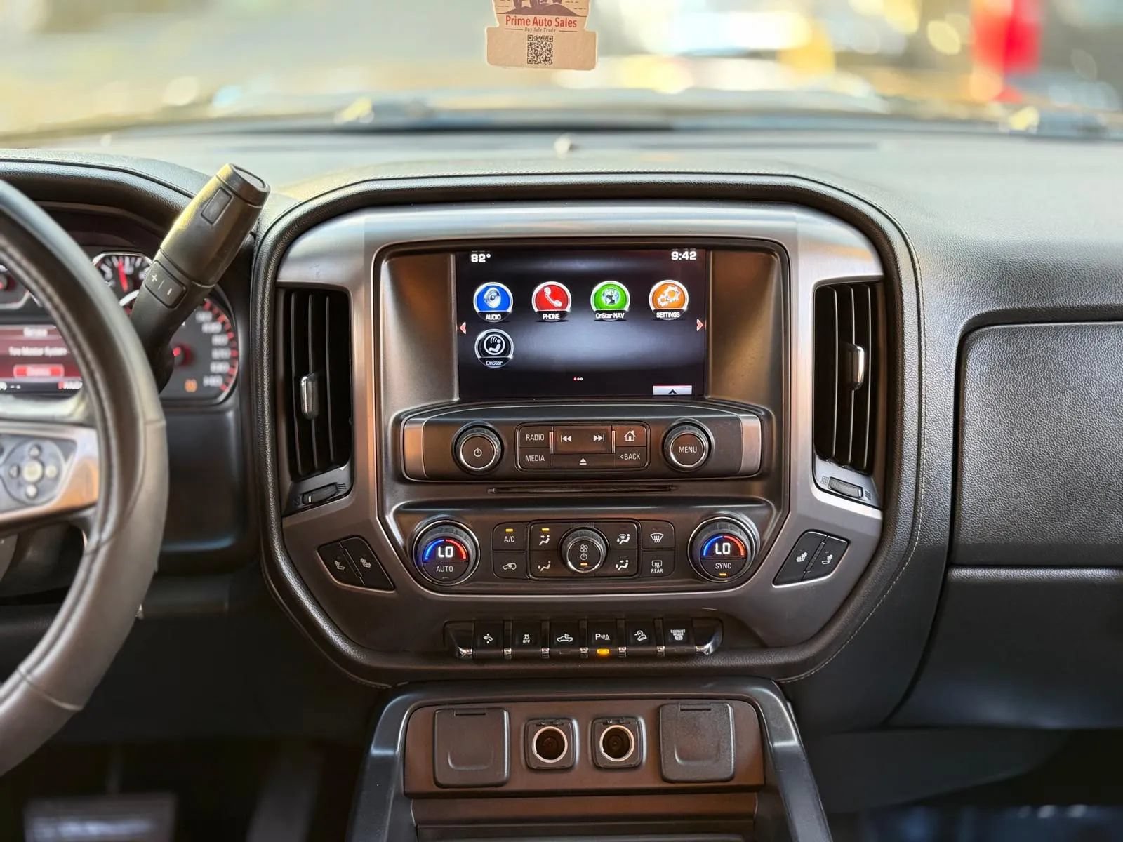 Used 2015 GMC Sierra 2500 SLE w/ All-Terrain HD Package AWD/4WD image 19