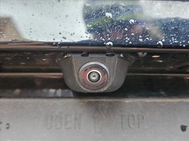 Used 2025 BMW X4 xDrive30i w/ Premium Package image 13