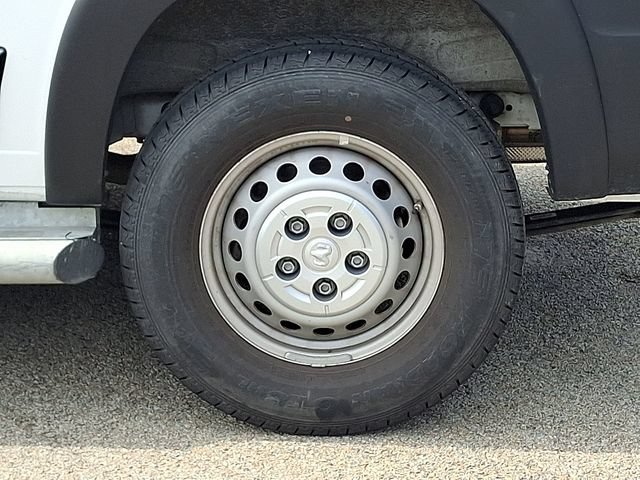 Used 2025 RAM ProMaster 2500 w/ U-Haul Equipment Group FWD image 12