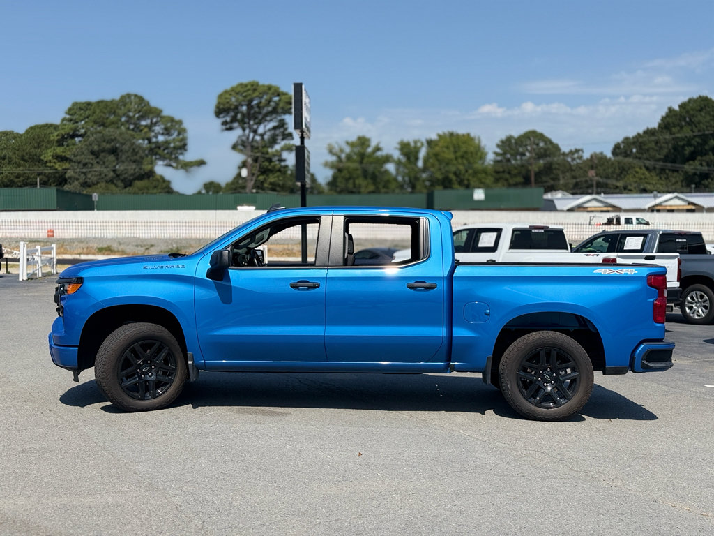 Used 2025 Chevrolet Silverado 1500 Custom AWD/4WD image 4