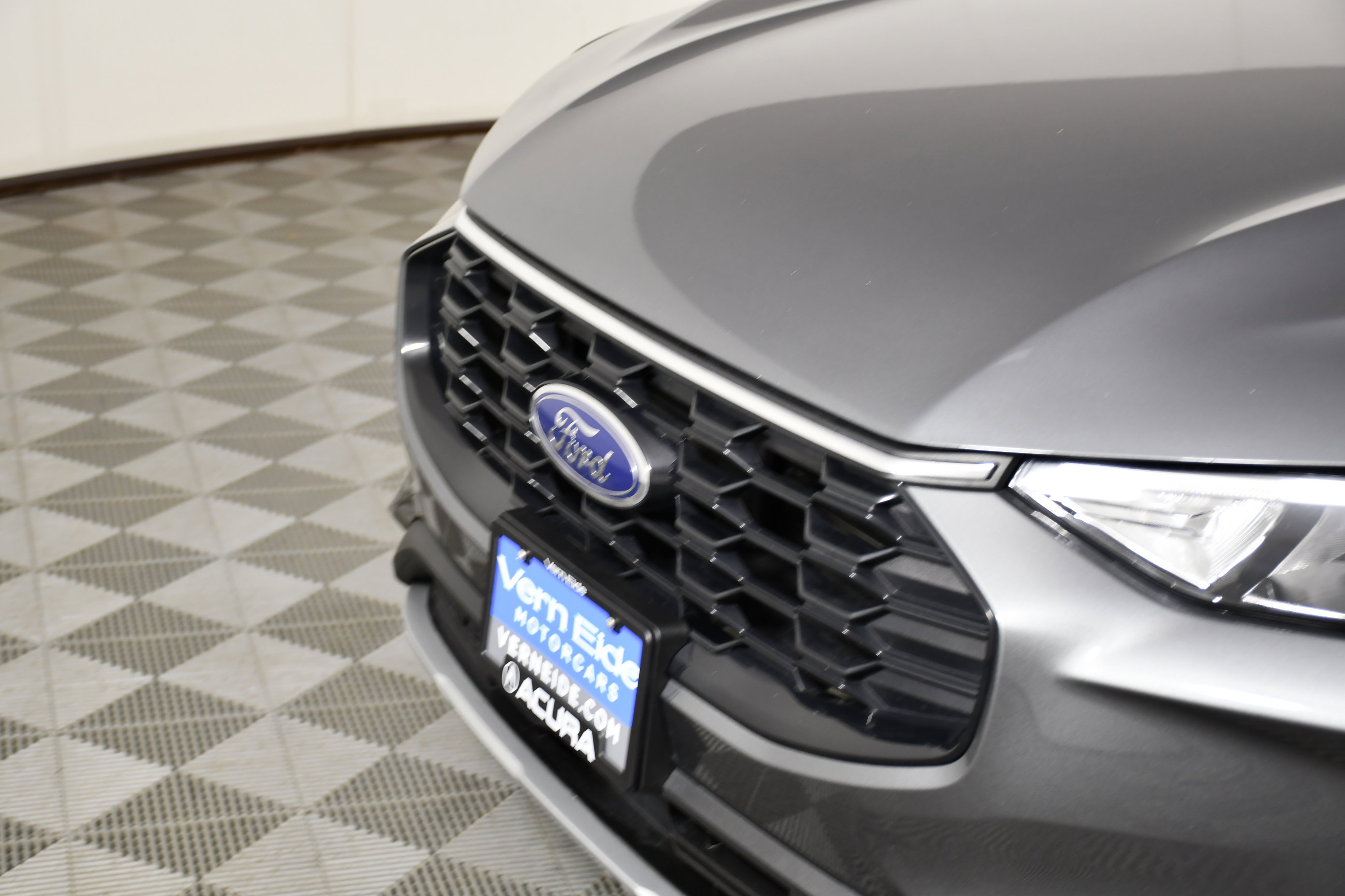 Used 2025 Ford Escape ST-Line image 11