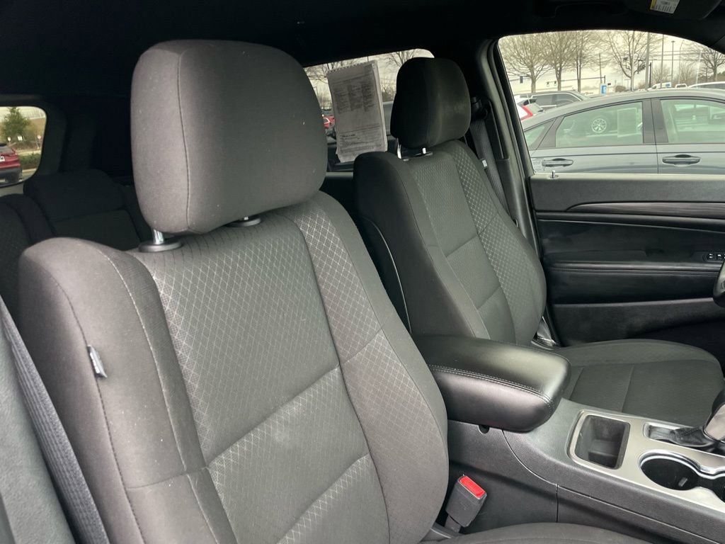 Used 2021 Jeep Grand Cherokee Laredo image 30