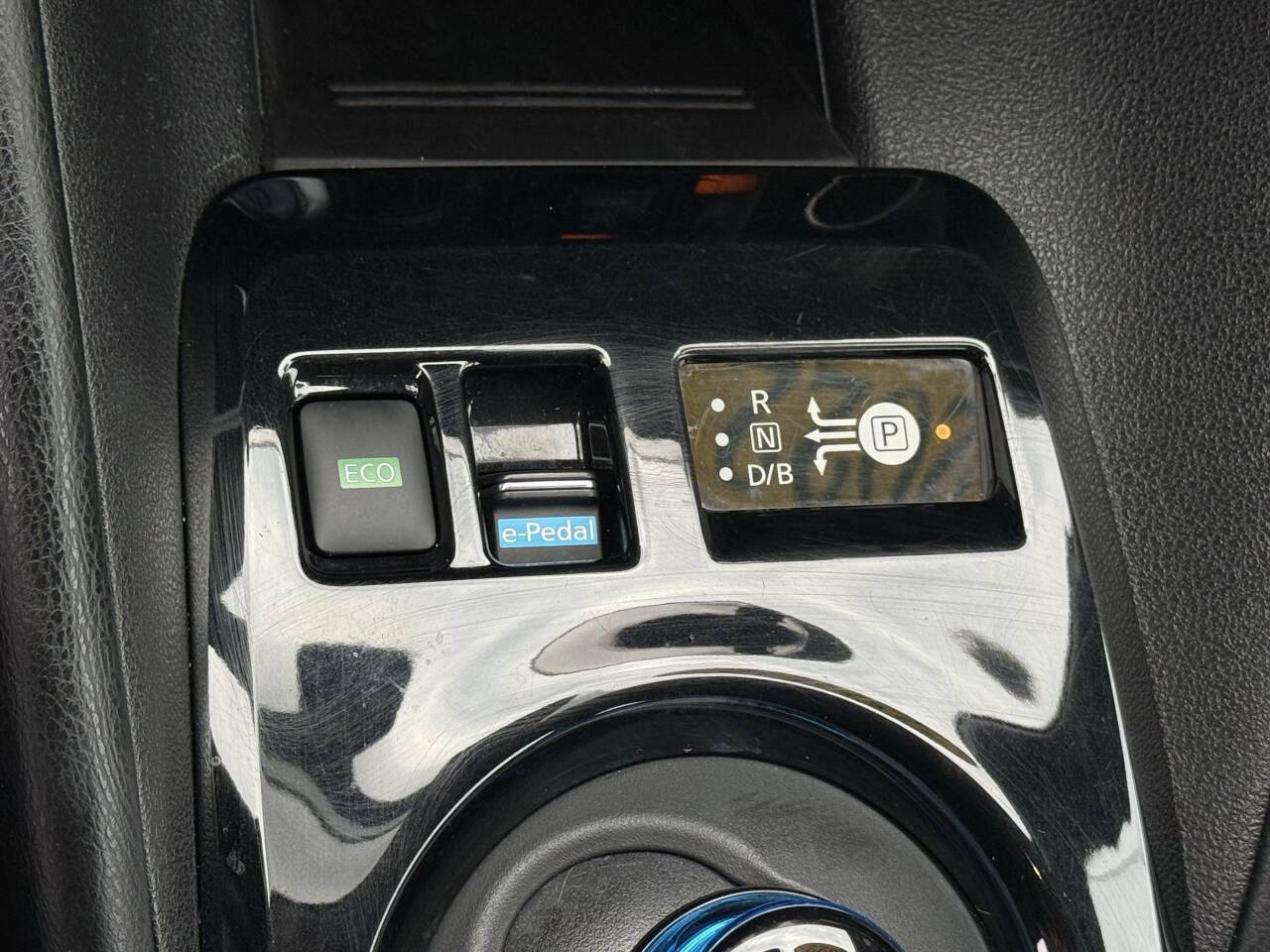 Used 2022 Nissan Leaf SL Plus image 28