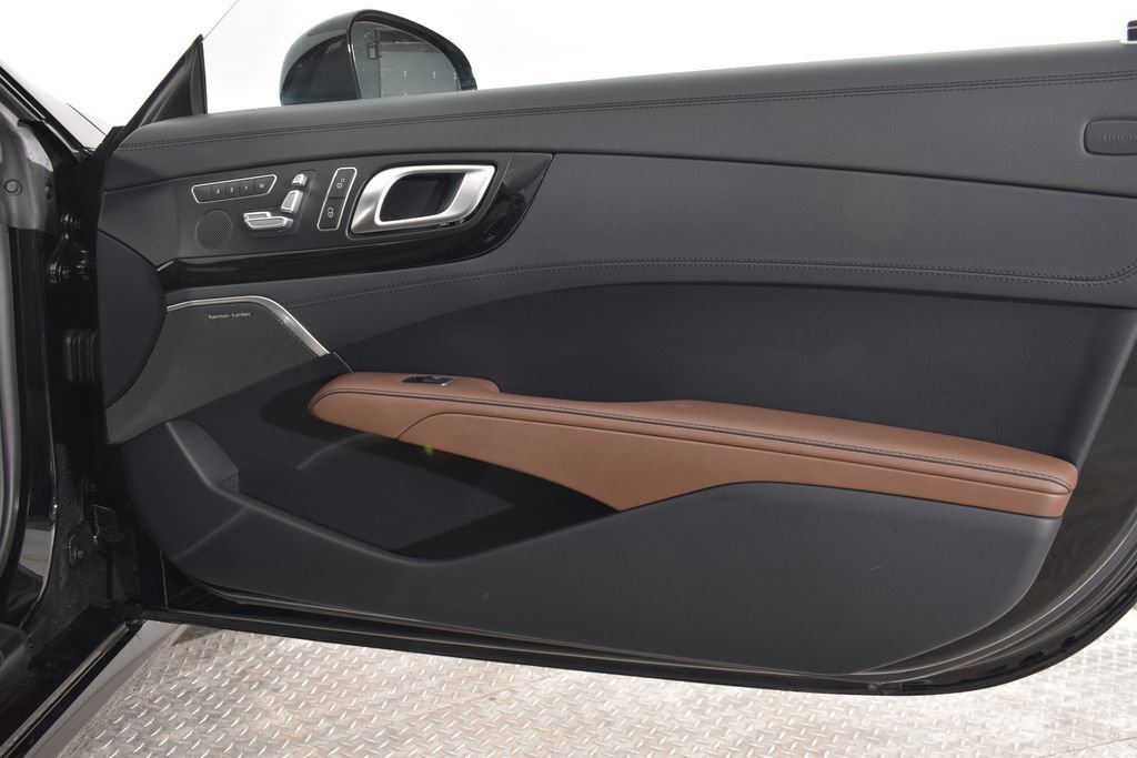 Used 2016 Mercedes-Benz SL 550 image 27