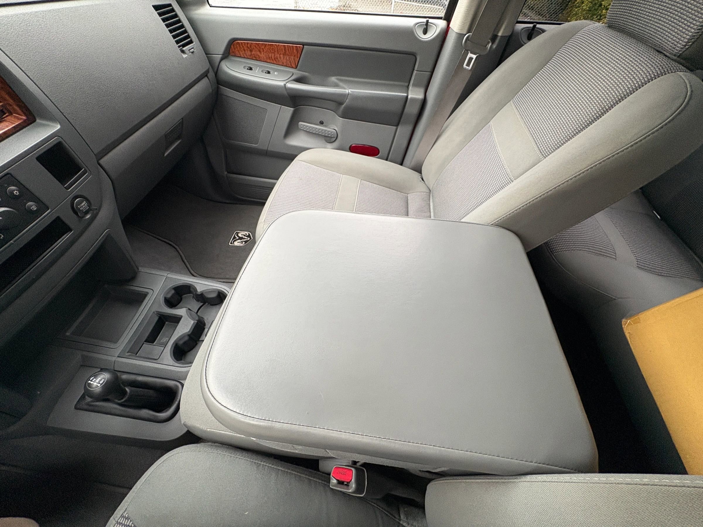 Used 2006 Dodge Ram 3500 Truck SLT image 20