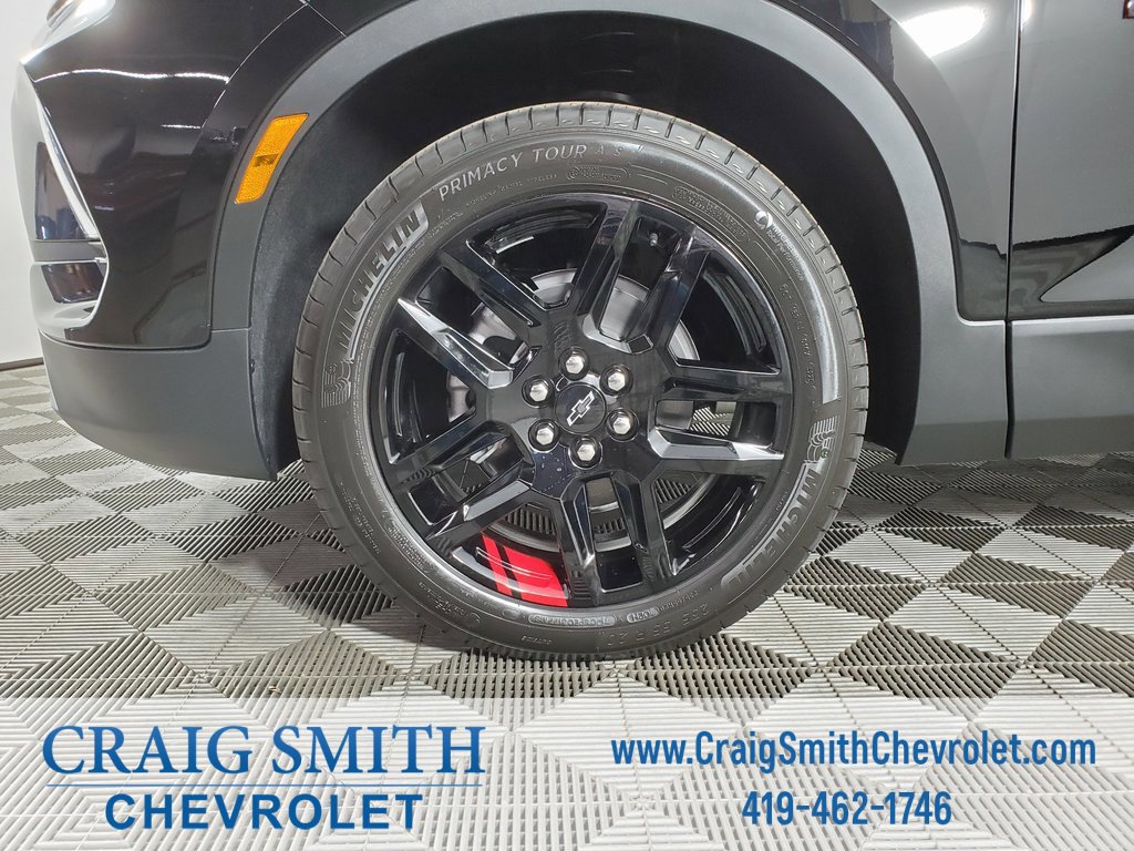 New 2025 Chevrolet Blazer LT w/ Redline Edition image 31