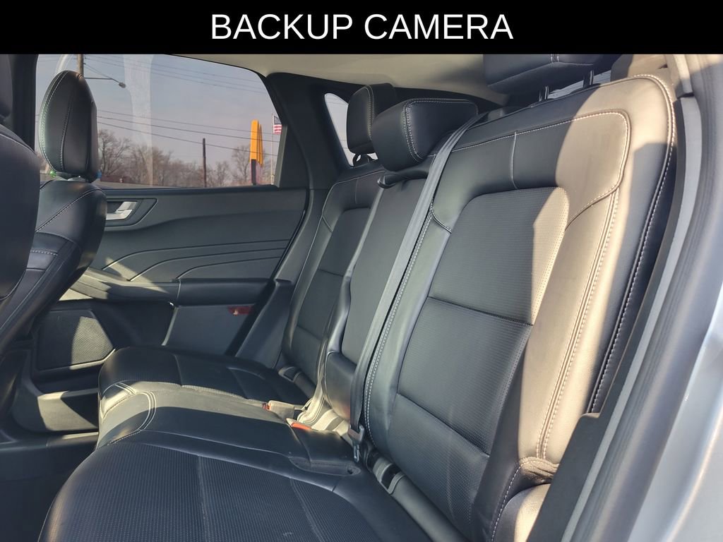 Used 2023 Ford Escape Platinum image 11