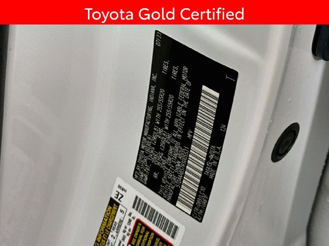 Certified 2024 Toyota Grand Highlander AWD image 36