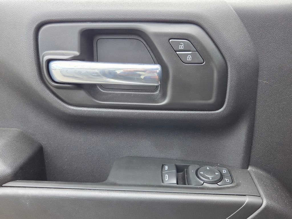 Used 2025 Chevrolet Silverado 1500 W/T w/ Trailering Package image 30