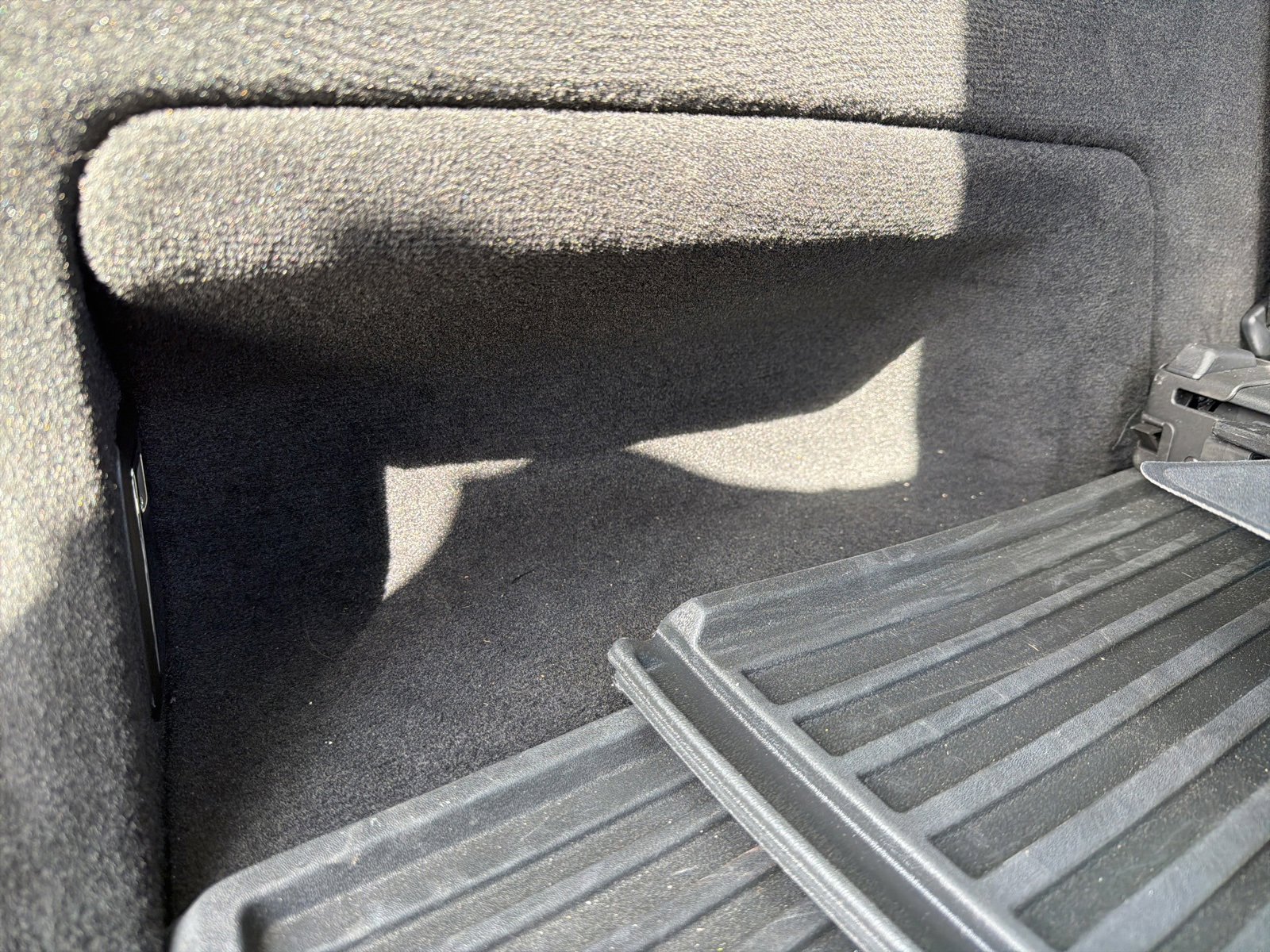 Used 2024 Volvo XC90 T8 Ultimate w/ Protection Package Premier image 19