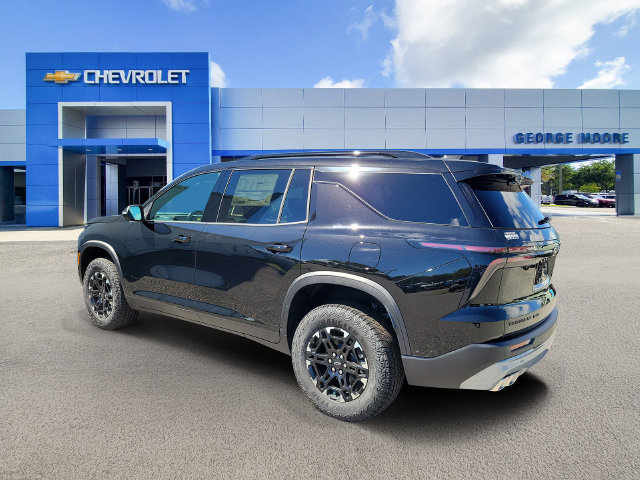 New 2027 Chevrolet Traverse Z71 w/ Enhanced Driving Package AWD/4WD image 3
