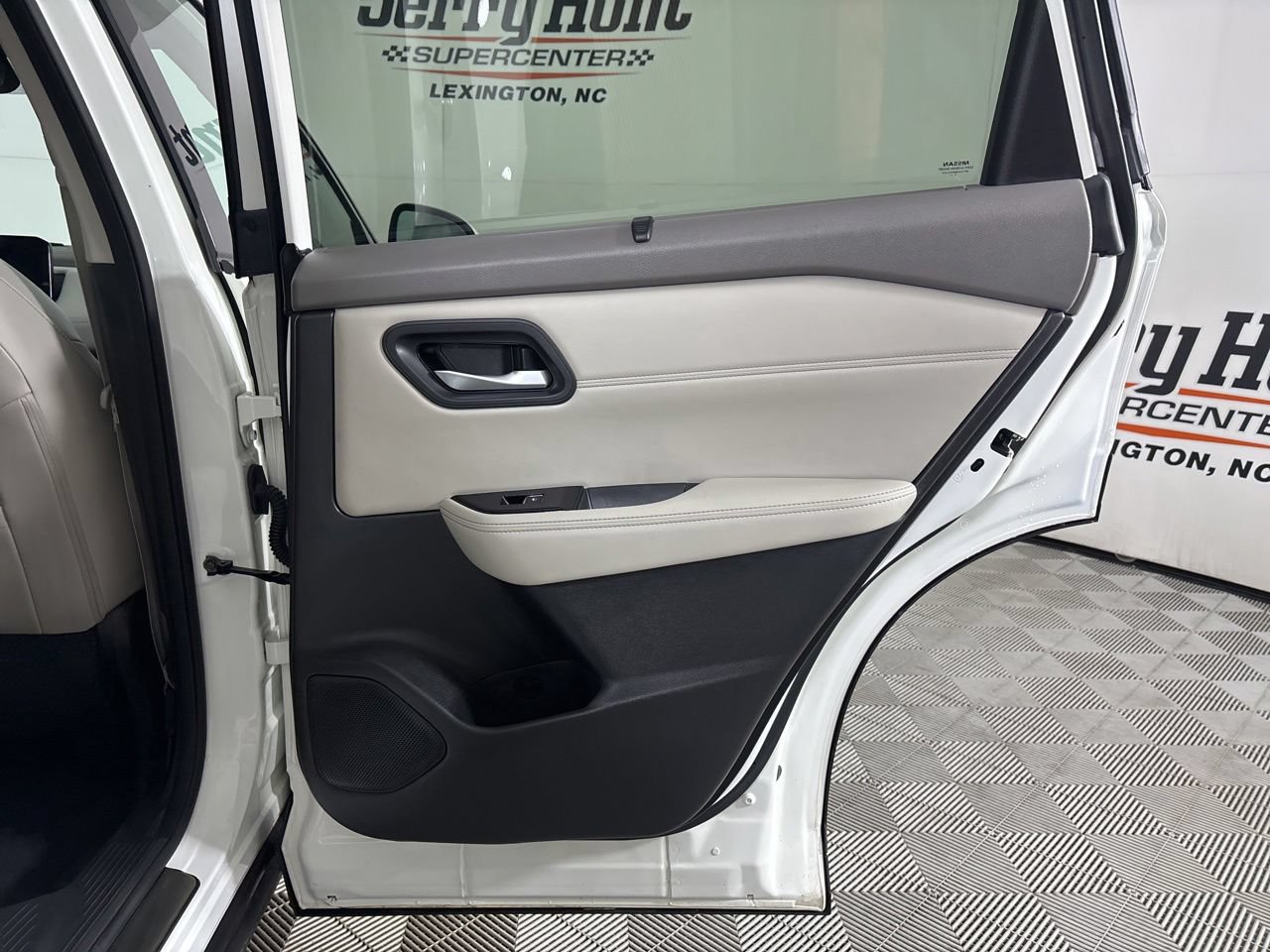 Used 2023 Nissan Rogue SL w/ SL Premium Package AWD/4WD image 27