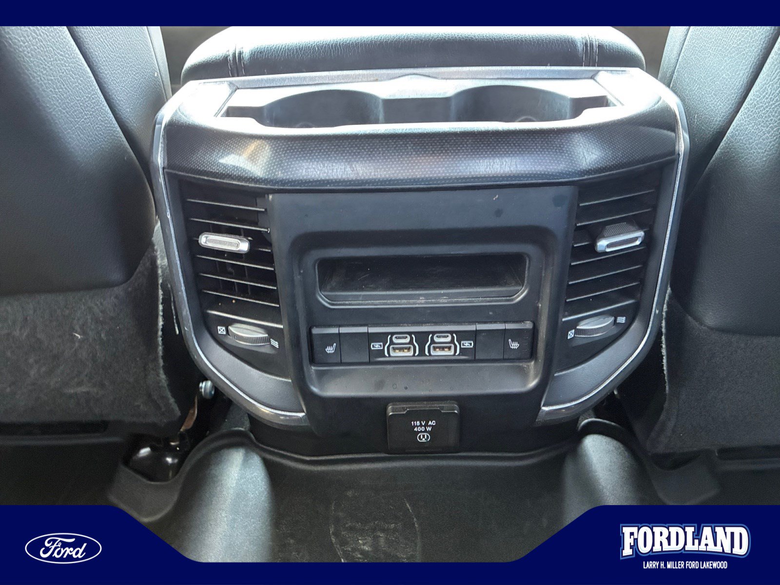 Used 2022 RAM 2500 Laramie AWD/4WD image 32