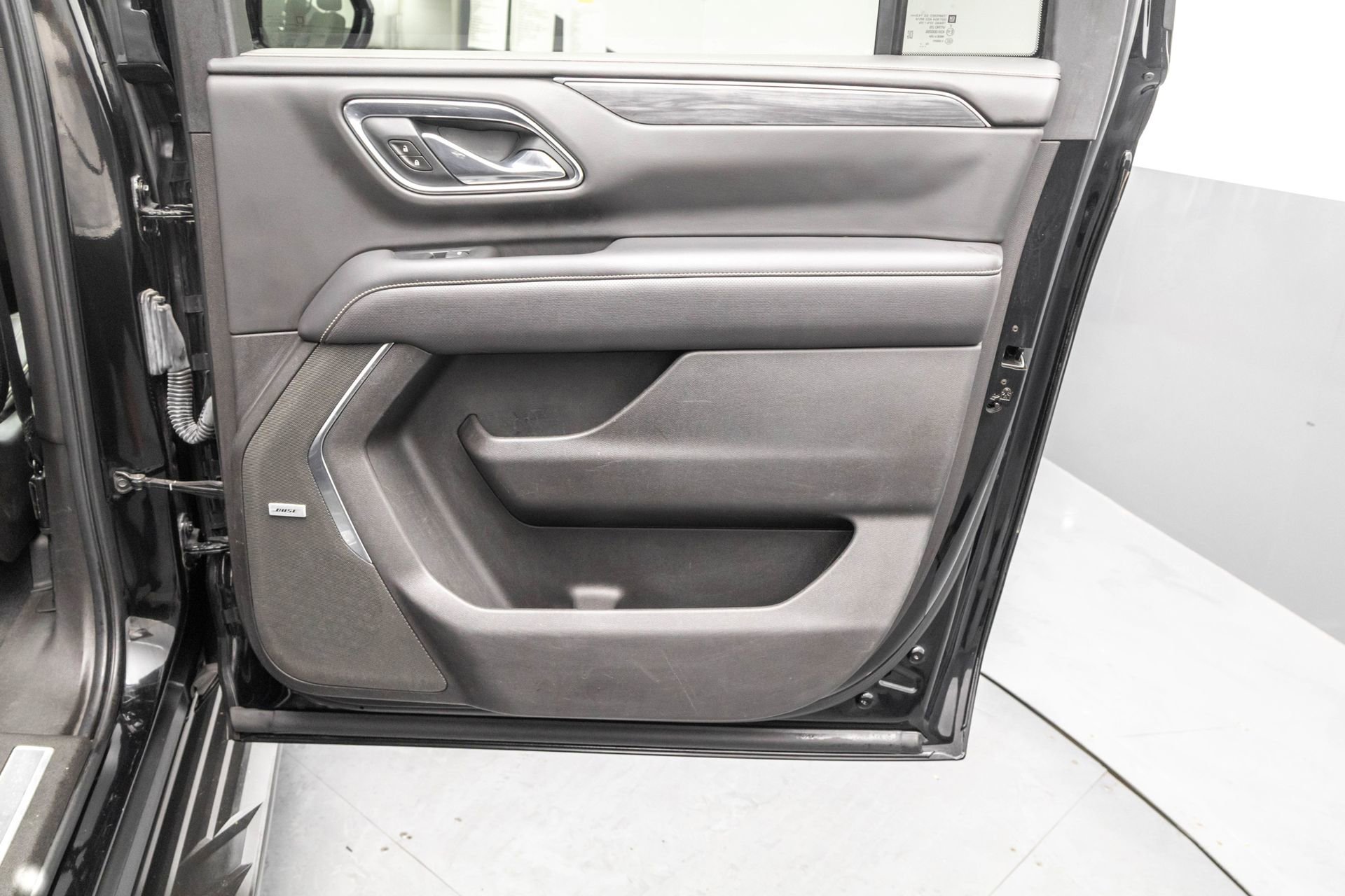 Used 2021 GMC Yukon XL SLT image 36