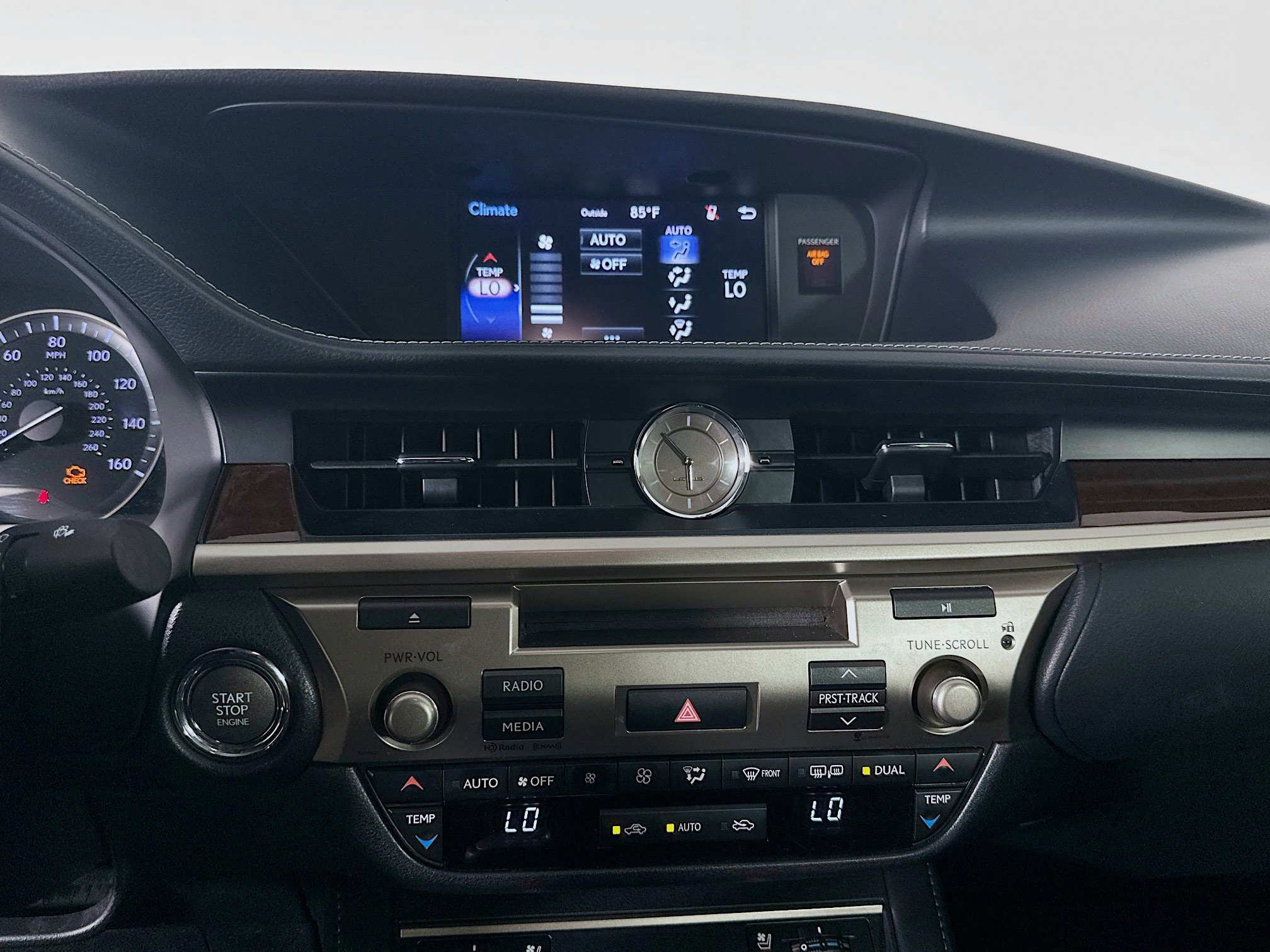 Used 2016 Lexus ES 350 w/ Premium Package w/Wood Trim image 23