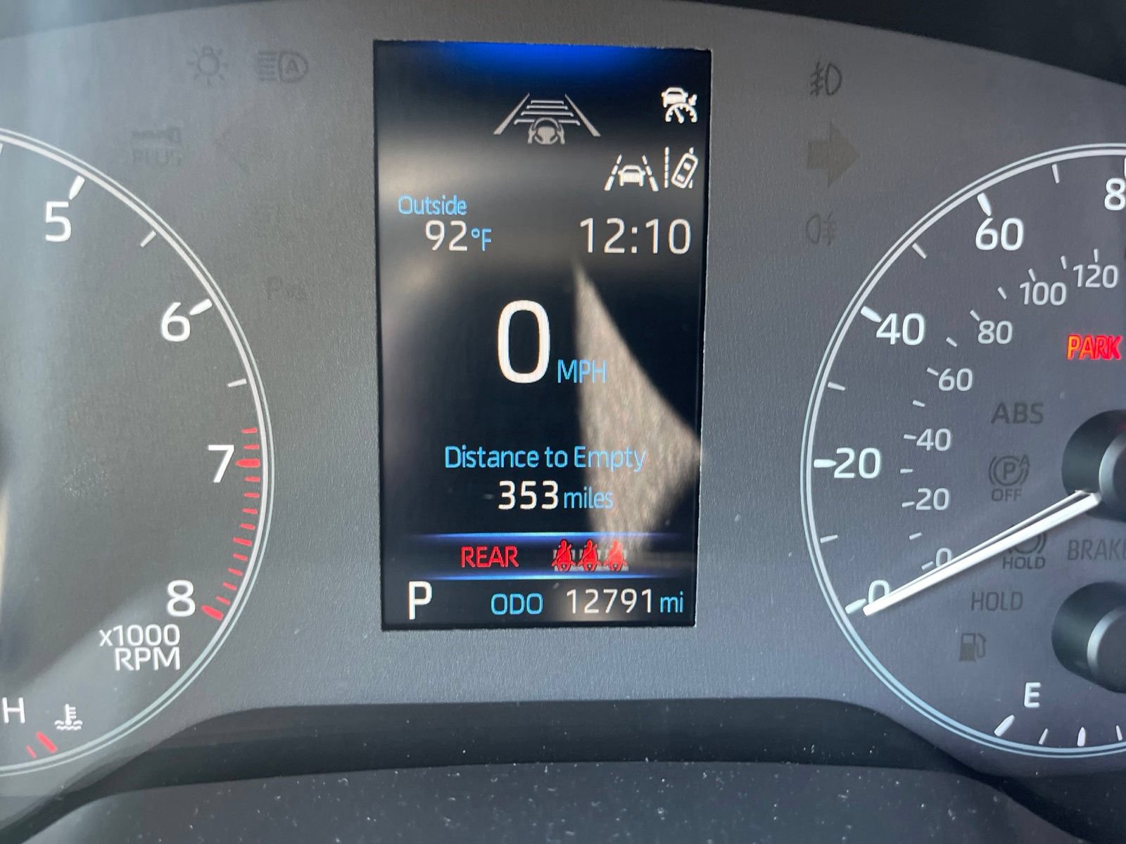Used 2025 Toyota Corolla LE w/ Convenience Package FWD image 16
