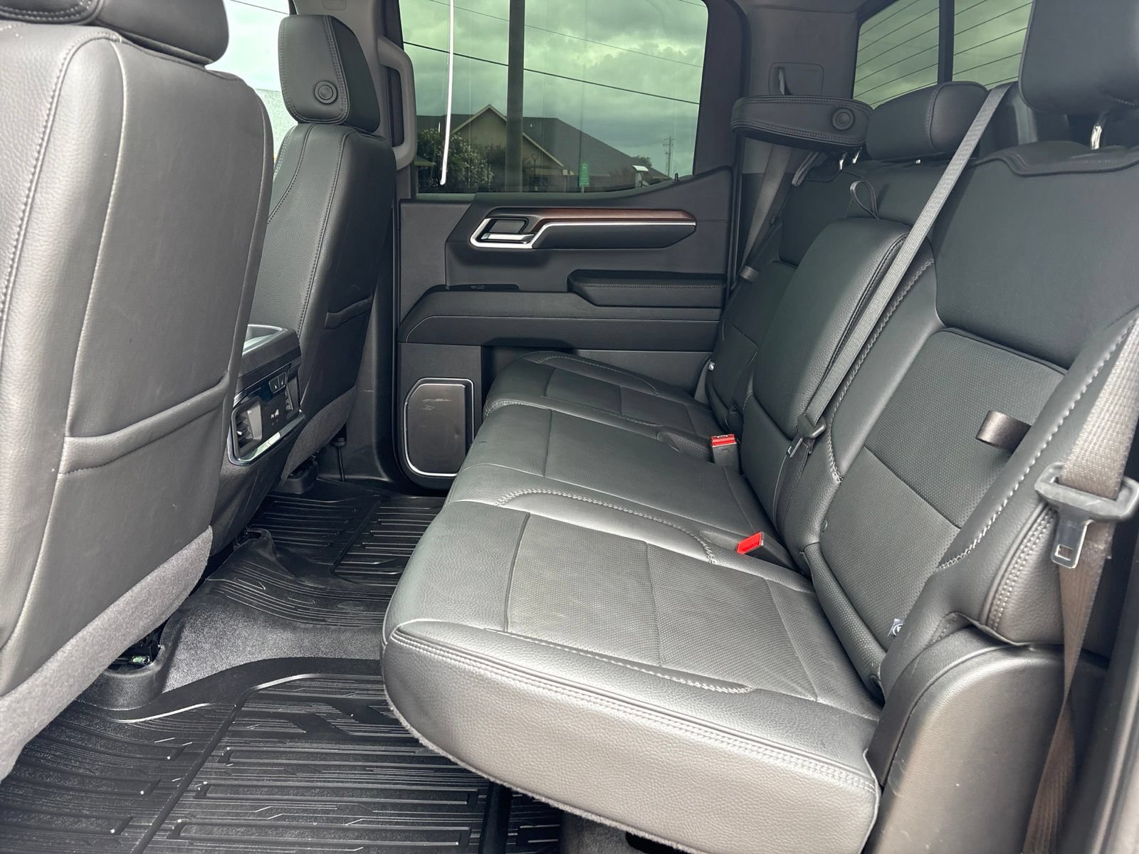 Used 2024 GMC Sierra 1500 Denali w/ Denali Reserve Package AWD/4WD image 19