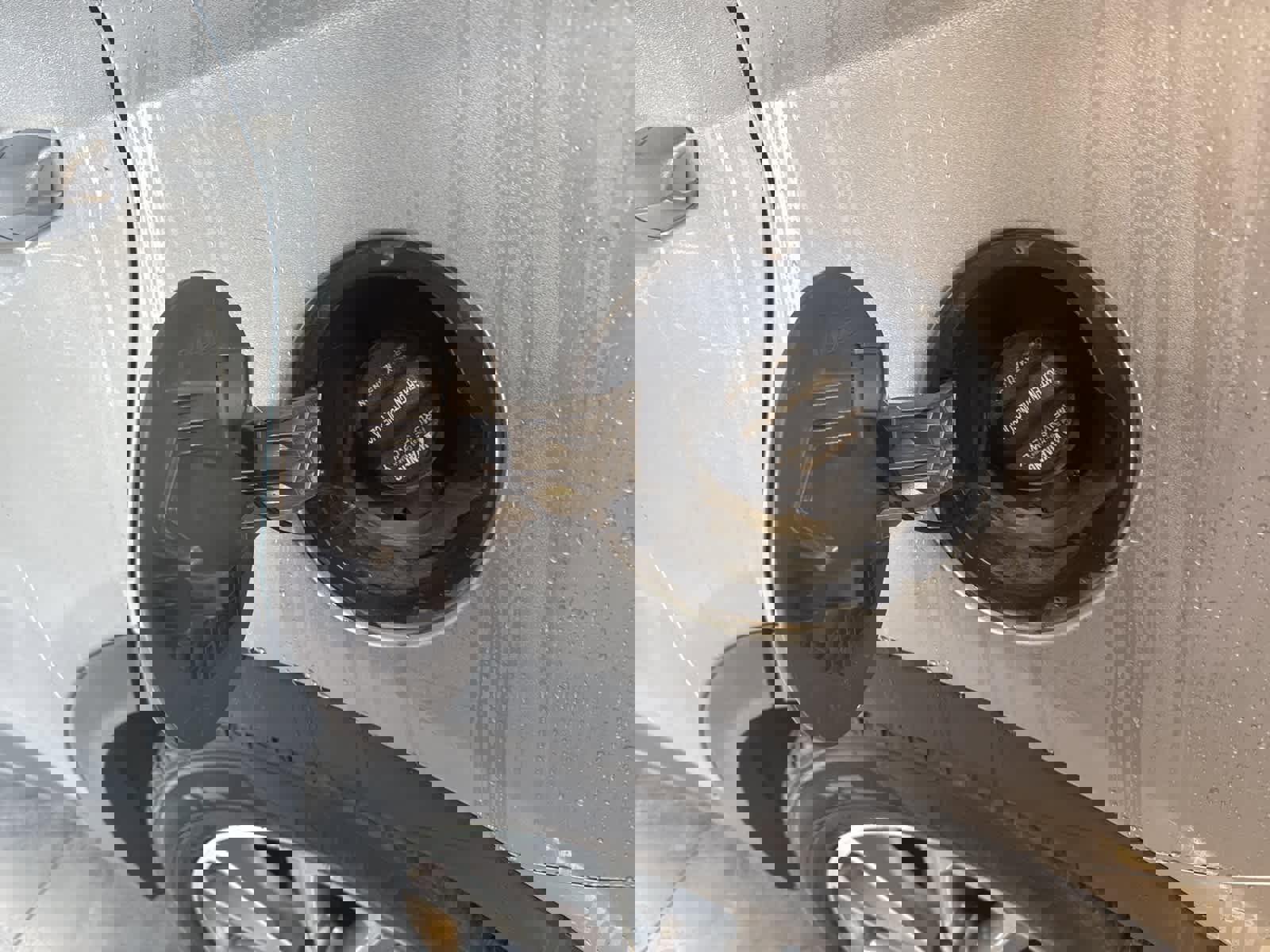 Used 2017 Hyundai Santa Fe SE image 9