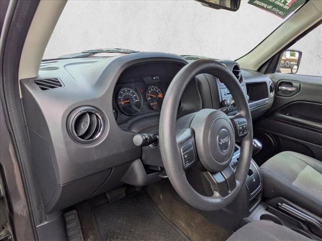 Used 2016 Jeep Patriot Sport w/ Power Value Group FWD image 10