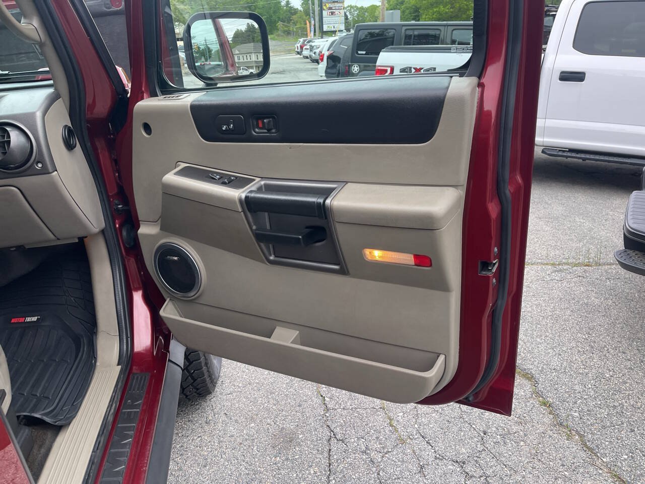 Used 2003 HUMMER H2 w/ Preferred Equipment Group AWD/4WD image 18