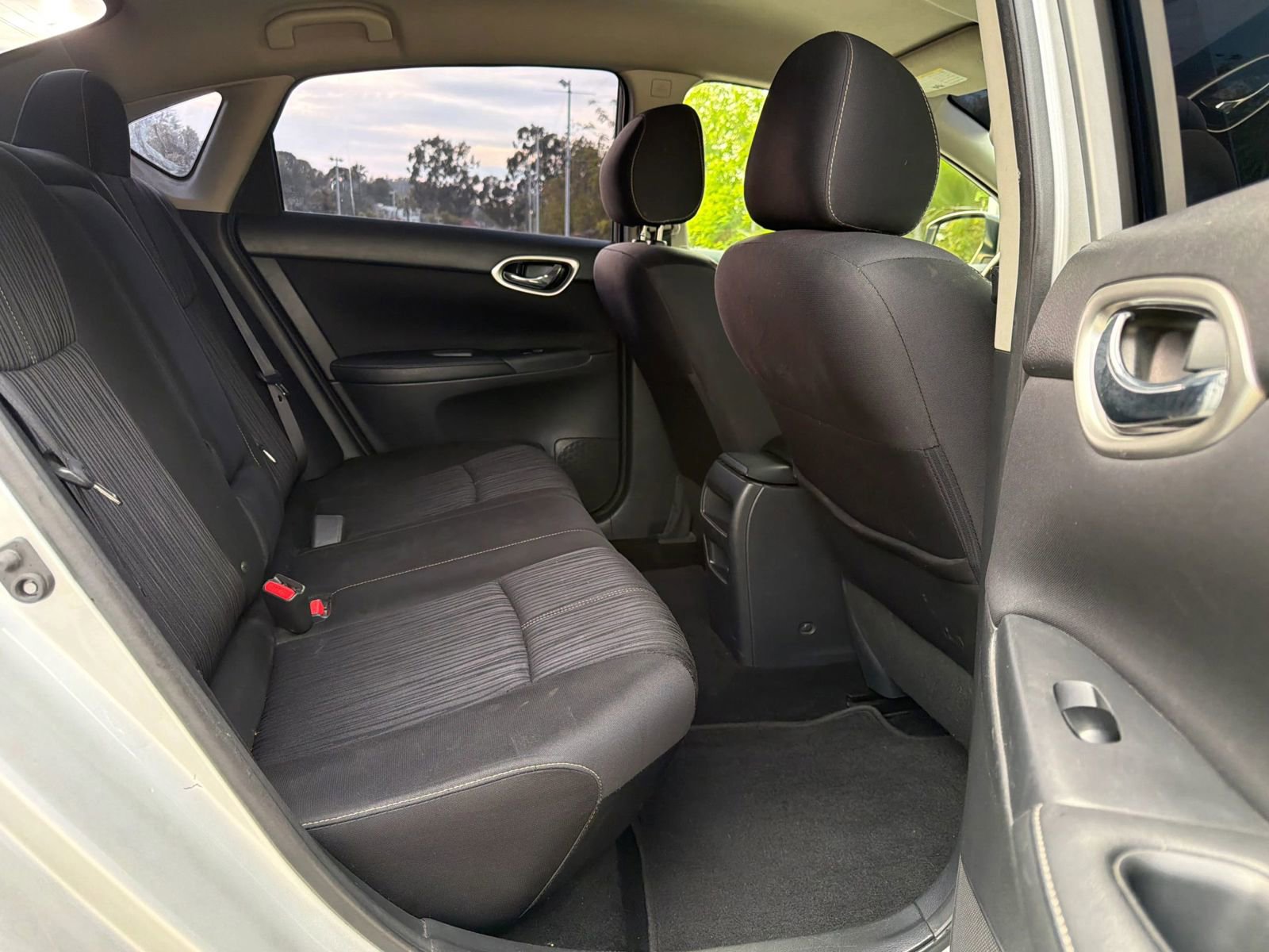 Used 2017 Nissan Sentra SV image 17