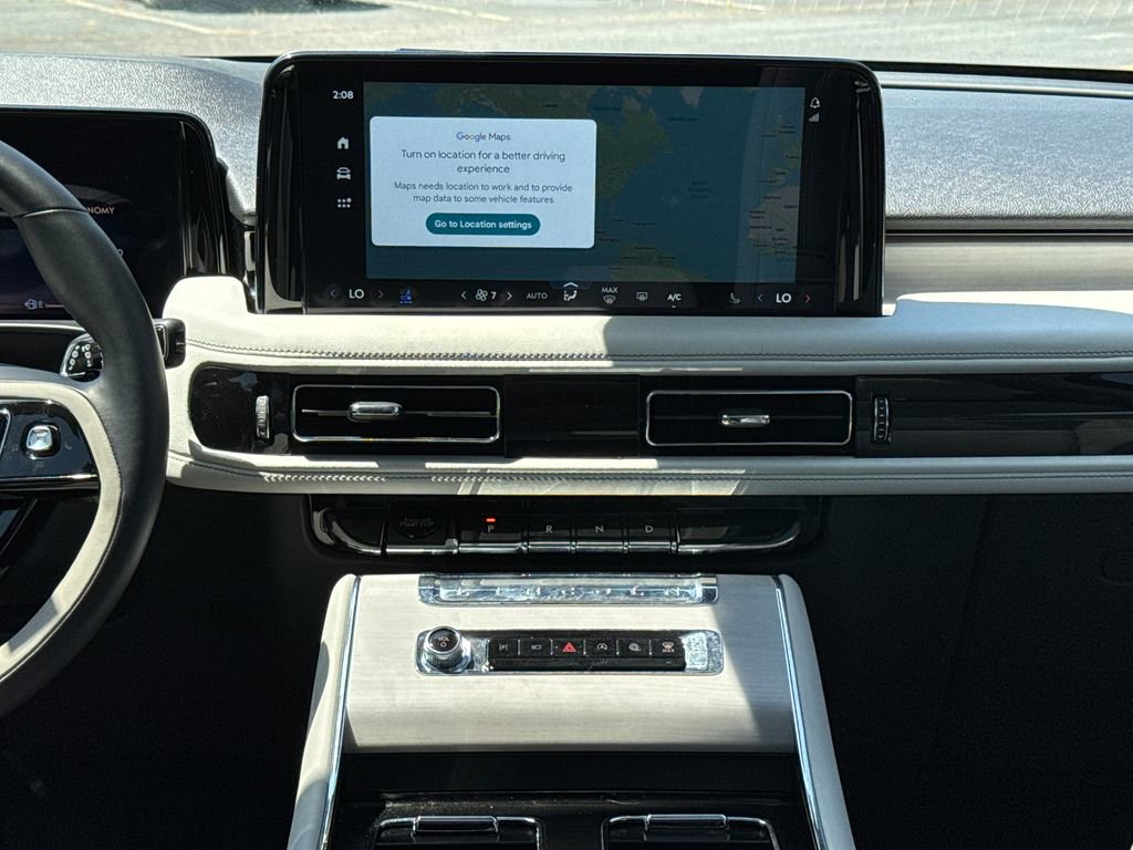 Used 2025 Lincoln Aviator Reserve w/ Jet Appearance Package image 18