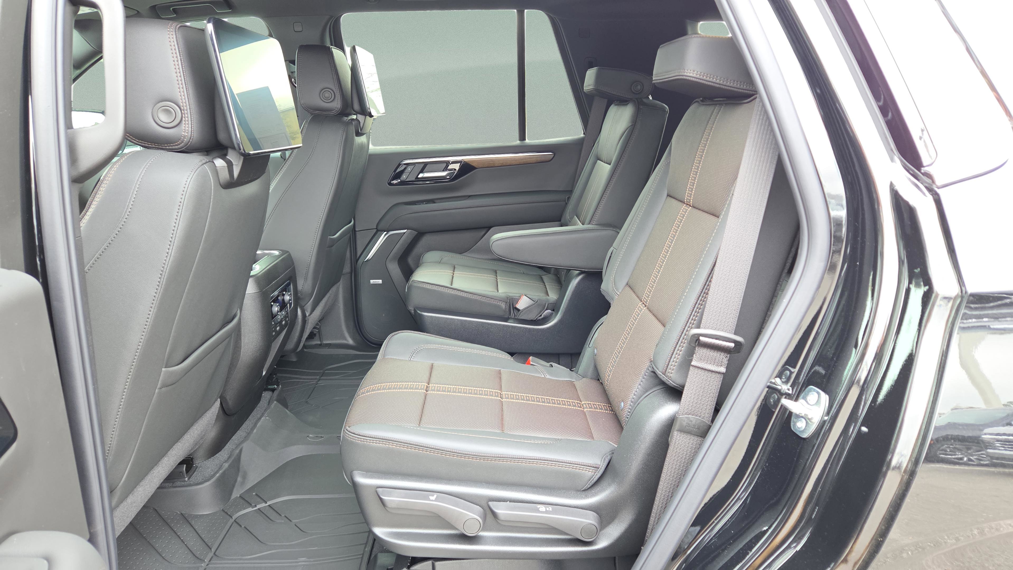 New 2026 Chevrolet Tahoe High Country image 24