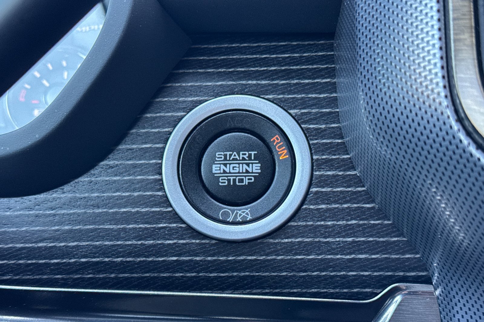 Used 2019 RAM 2500 Limited image 21