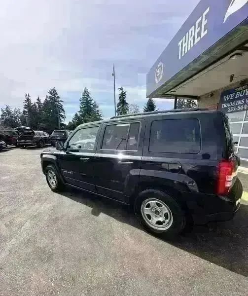 Used 2012 Jeep Patriot Sport FWD image 4