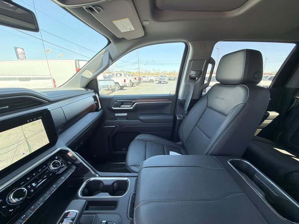 Used 2026 GMC Sierra 1500 Denali AWD/4WD image 11