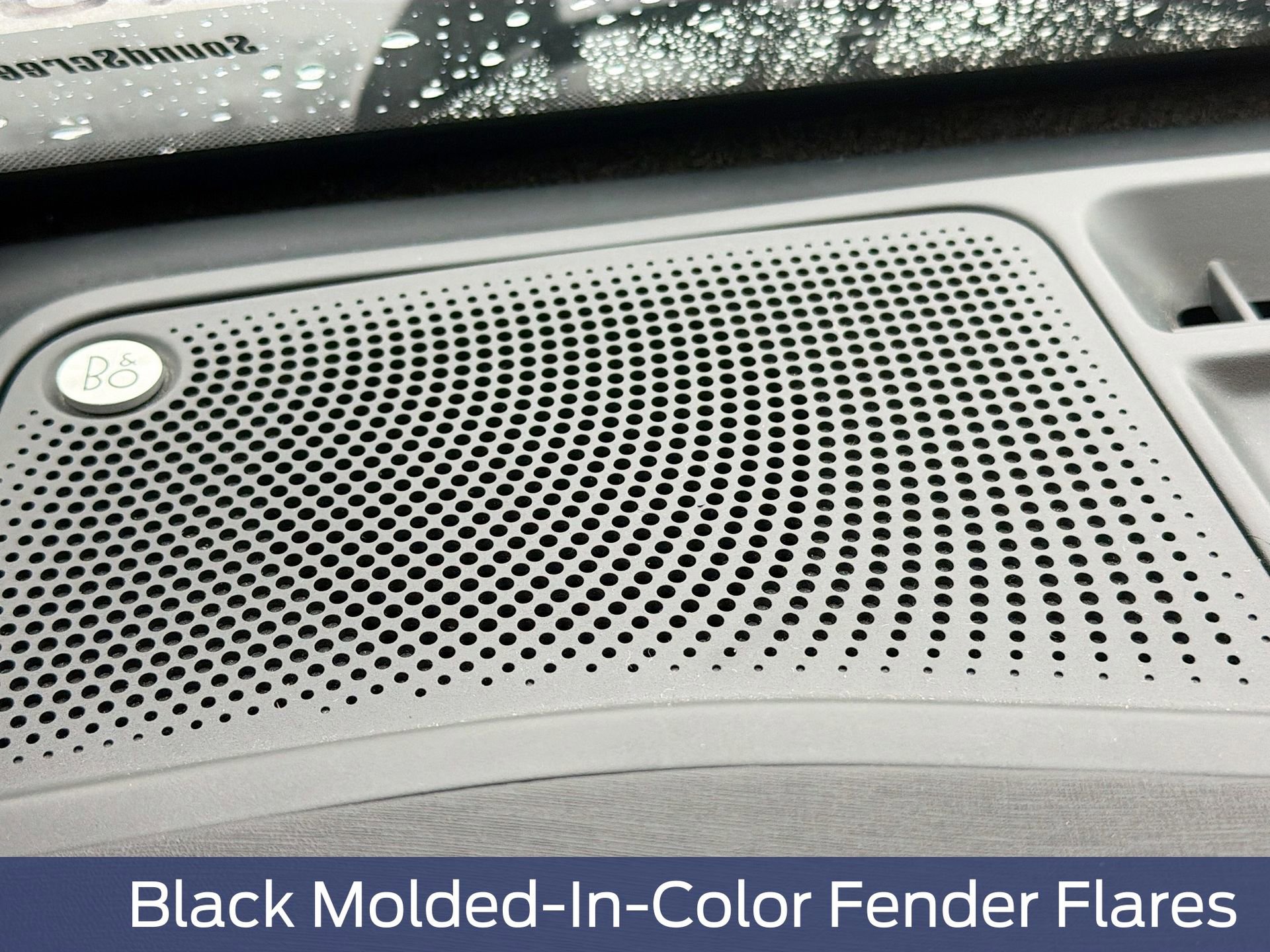 Used 2025 Ford Bronco Badlands image 24