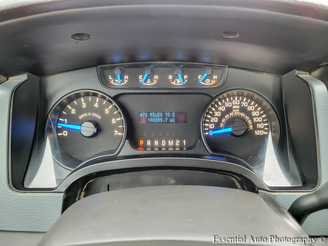 Used 2014 Ford F150 XL w/ Equipment Group 101A Mid AWD/4WD image 14