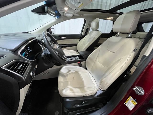 Used 2019 Ford Edge Titanium w/ Equipment Group 301A image 11