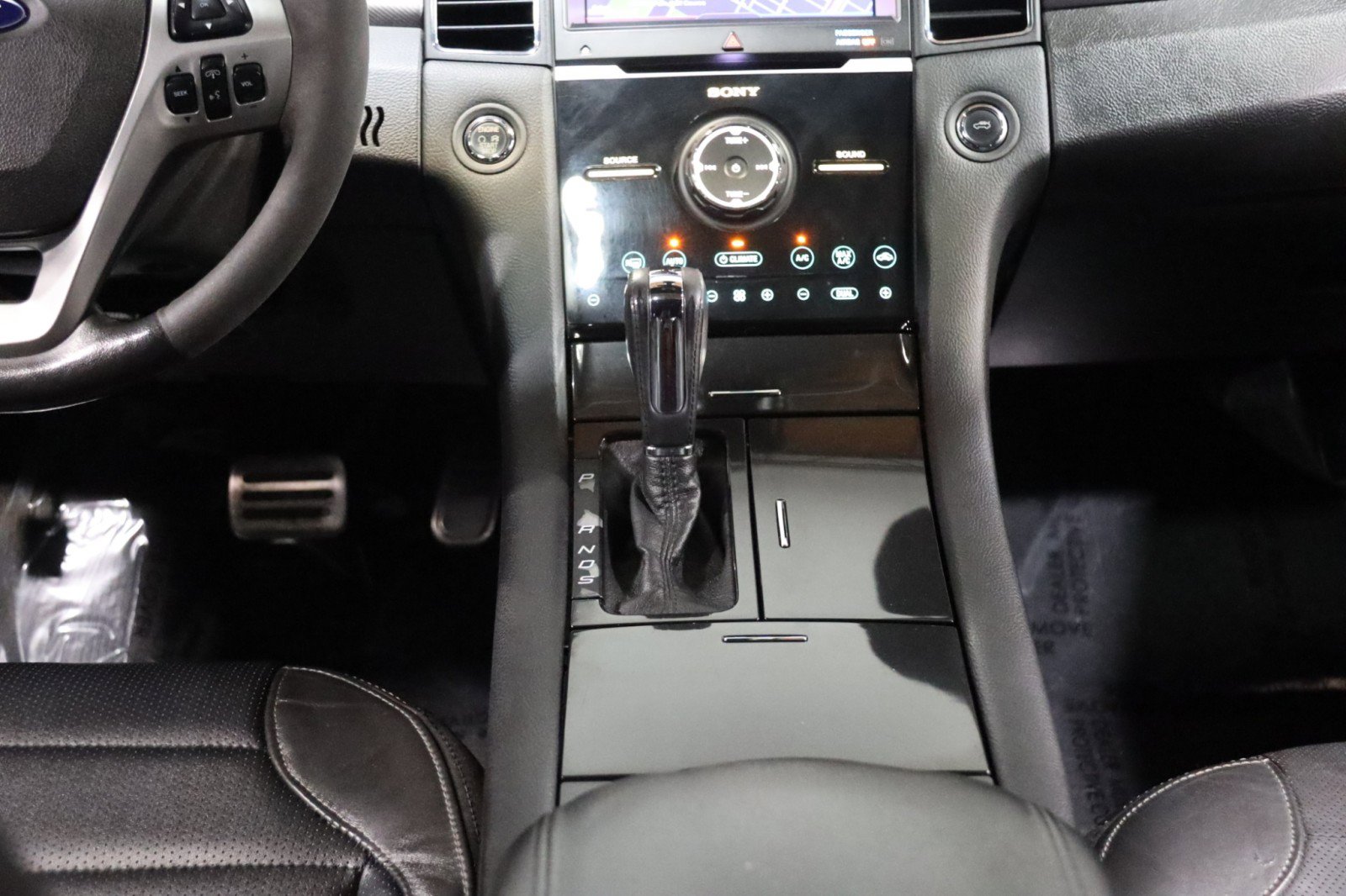Used 2013 Ford Taurus SHO image 57