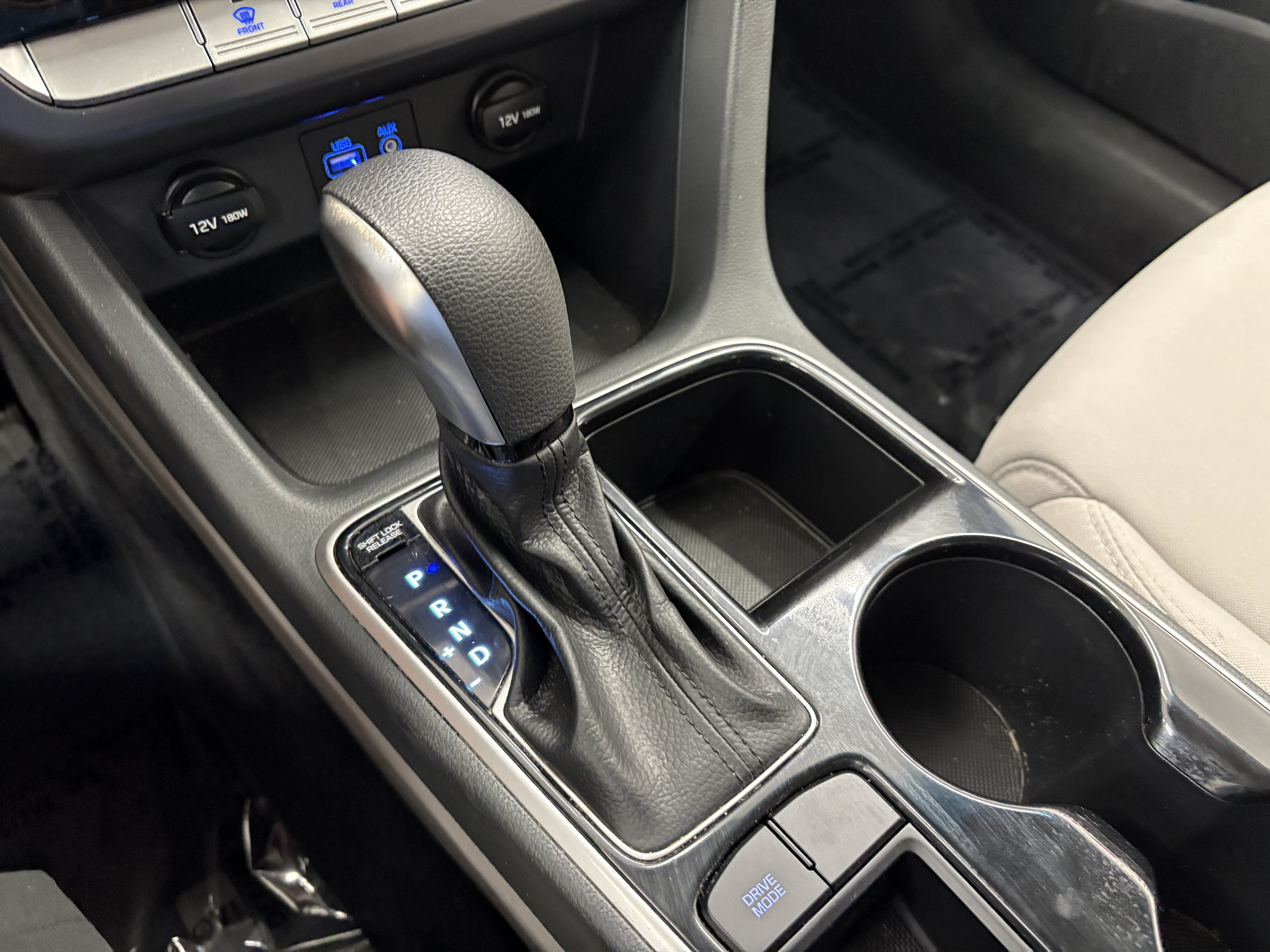 Used 2018 Hyundai Sonata SE FWD image 18
