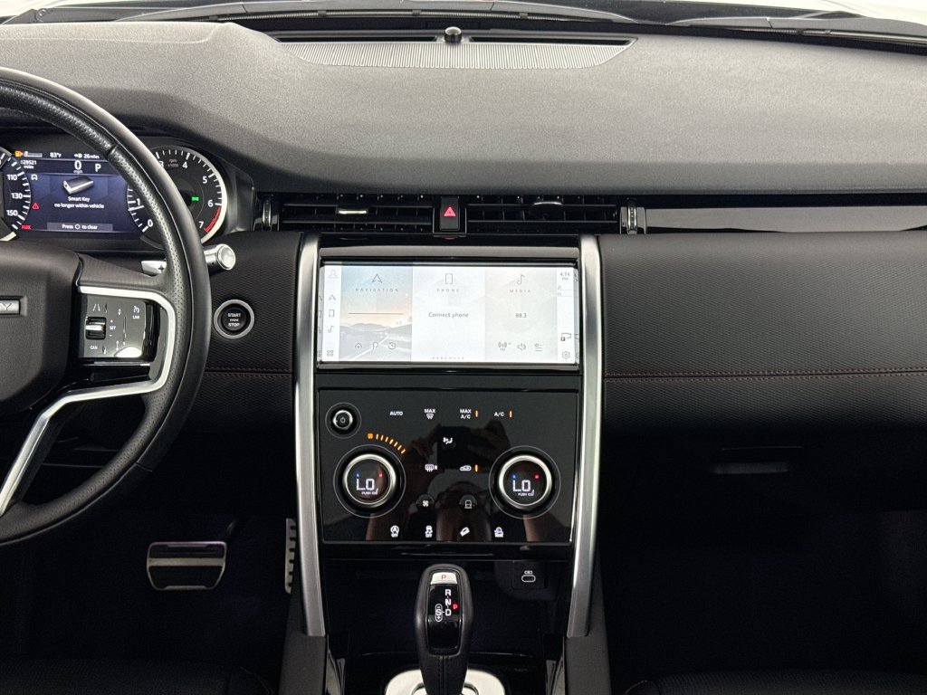 Used 2022 Land Rover Discovery Sport SE R-Dynamic AWD/4WD image 14