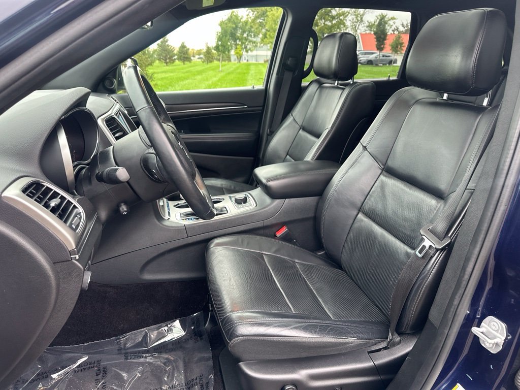 Used 2018 Jeep Grand Cherokee Limited w/ Luxury Group II AWD/4WD image 18