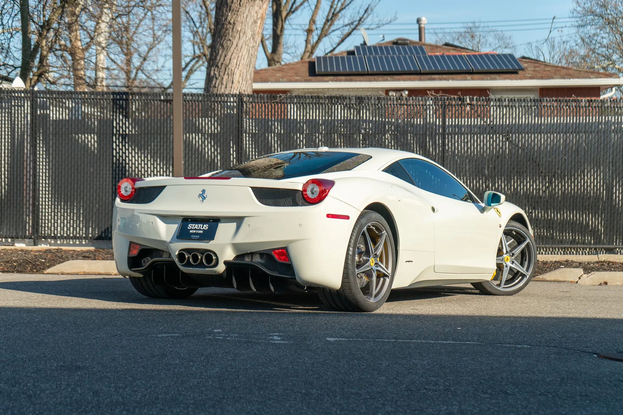 Used 2015 Ferrari 458 Italia Coupe RWD image 22