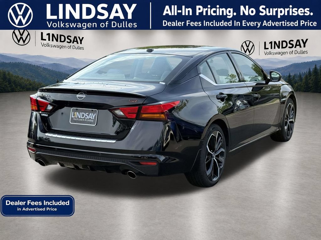 Used 2023 Nissan Altima 2.5 SR FWD image 7